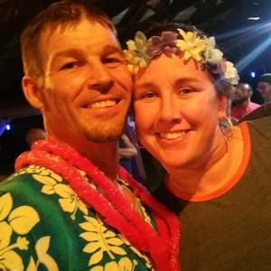 Meet your Posher, Hallie